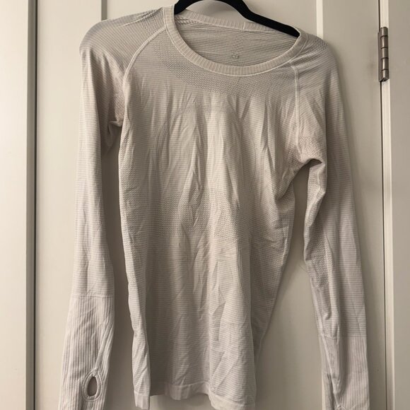 Lululemon White Longsleeve - Picture 1 of 1